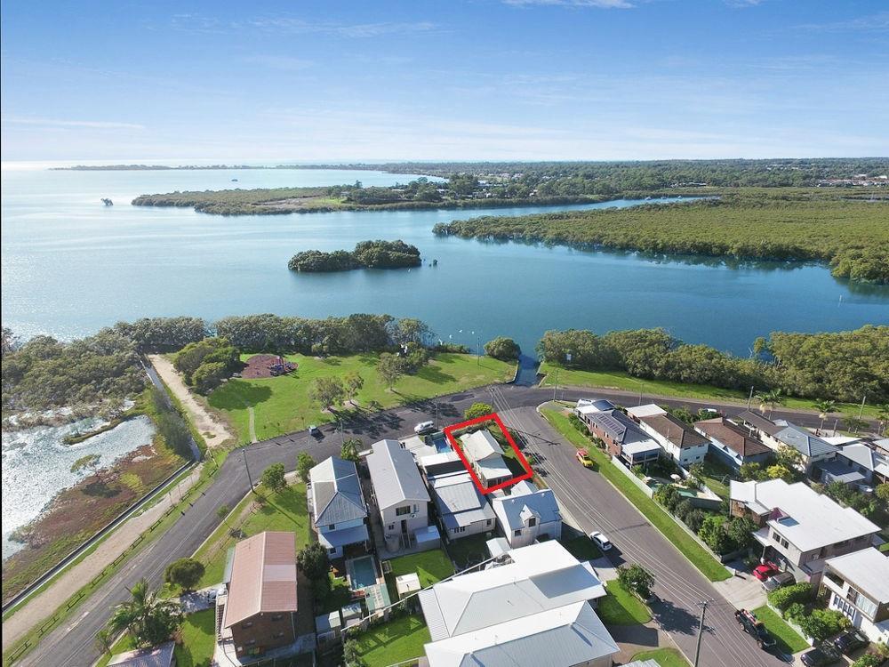 Absolute Waterfront Villa Brisbane Exterior photo