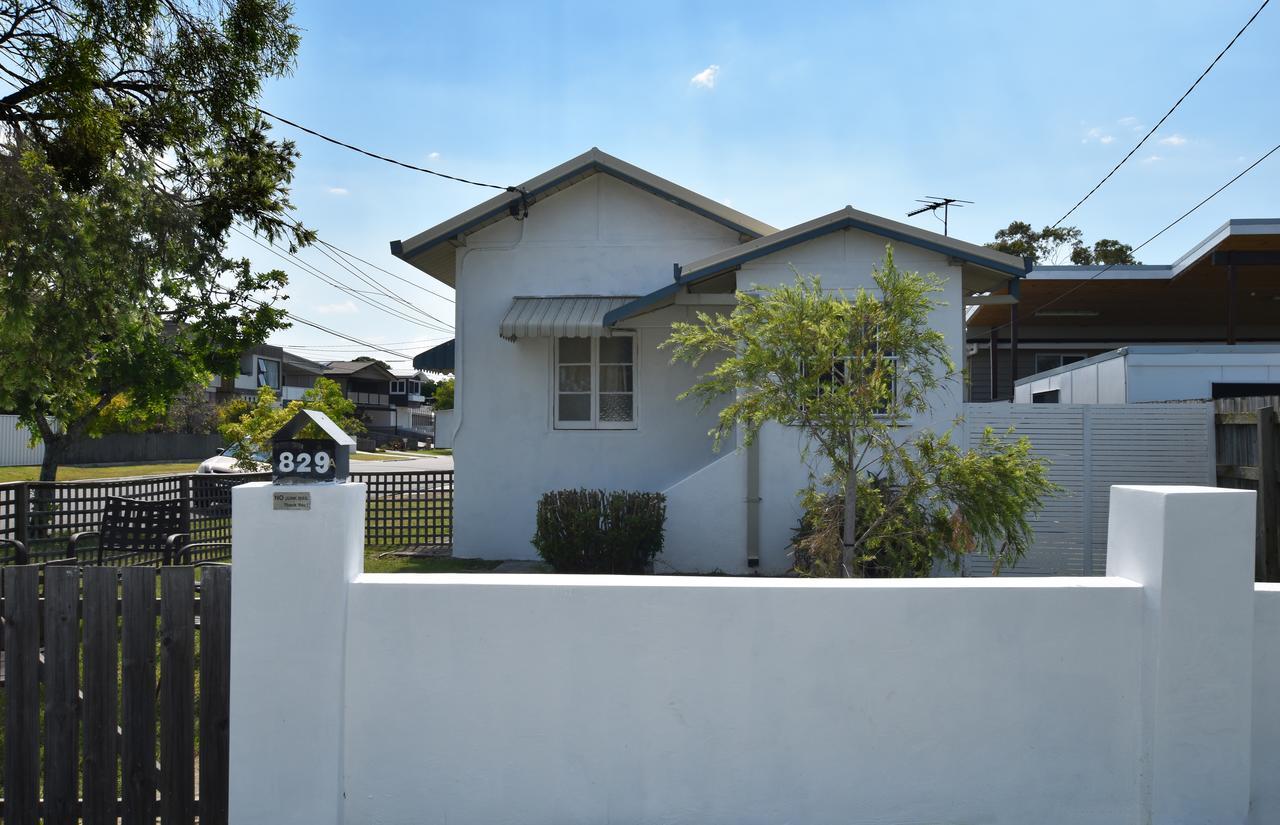 Absolute Waterfront Villa Brisbane Exterior photo